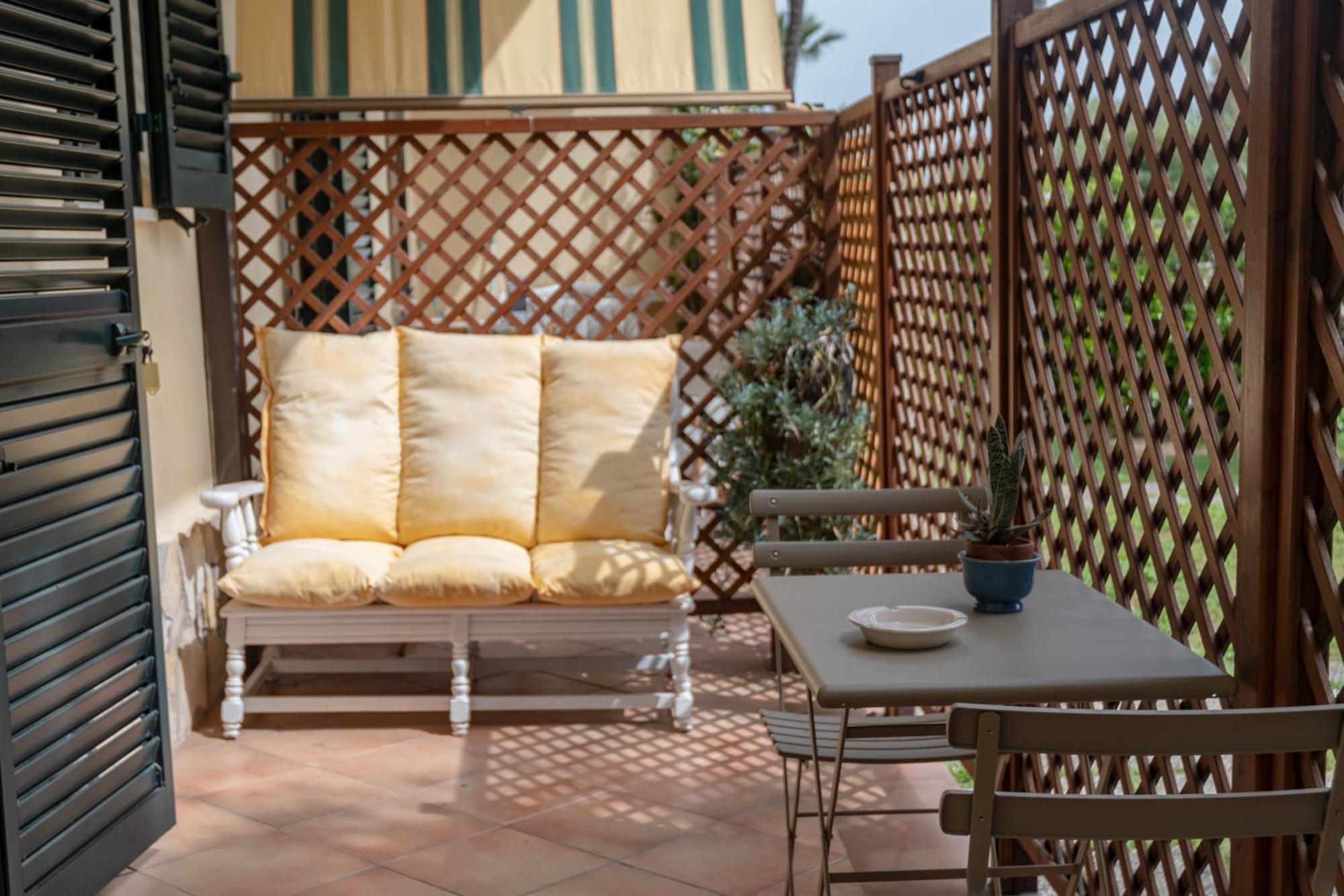 I Lecci Guesthouse San Felice Circeo Exterior photo